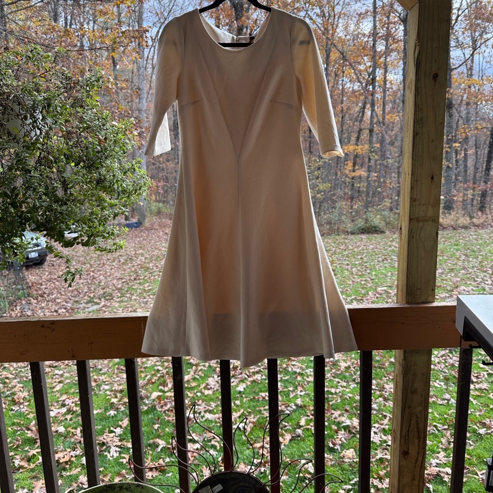 Donna Karan Elegant Cream Long Sleeve Dress